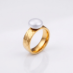 Gold Pearl Vintage Ring