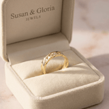 Gold Leaf Vintage Band Ring