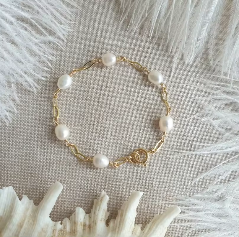 Vintage Baroque Pearl Bracelets