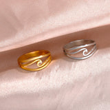 Ocean Wave Ring in Gold