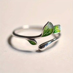 Vintage Green Enamel Leaf Ring